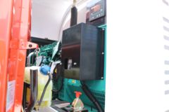 华菱 菱马H3 180马力 4X2多功能抑尘车(HN1180HC22E6M5J)