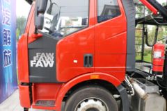 一汽解放 J6L重卡 320马力 6X2 中置轴轿运车(宏昌天马)(HCL5190TCLCAN48J5)