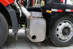 一汽解放 J6L重卡 320马力 6X2 中置轴轿运车(宏昌天马)(HCL5190TCLCAN48J5)