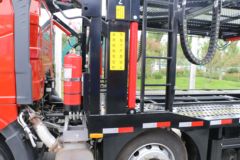 一汽解放 J6L重卡 320马力 6X2 中置轴轿运车(宏昌天马)(HCL5190TCLCAN48J5)