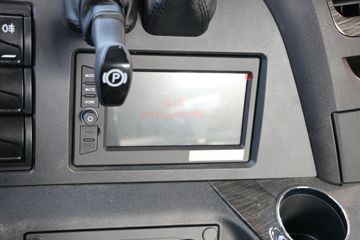 һ����� ��J6P�ؿ� ��ҫ�� 550���� 6X4ǣ����(CA4250P66K24T1A4E5)ͼƬ