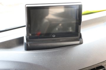 һ����� ��J6P�ؿ� ��ҫ�� 550���� 6X4ǣ����(CA4250P66K24T1A4E5)ͼƬ