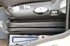 一汽解放 新J6P重卡 荣耀版 550马力 6X4牵引车(CA4250P66K24T1A4E5)