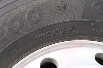 һ����� ��J6P�ؿ� ��ҫ�� 550���� 6X4ǣ����(CA4250P66K24T1A4E5)ͼƬ