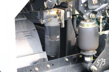 һ����� ��J6P�ؿ� ��ҫ�� 550���� 6X4ǣ����(CA4250P66K24T1A4E5)ͼƬ