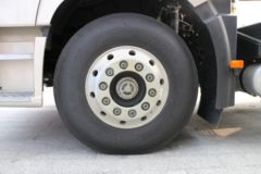 一汽解放 新J6P重卡 荣耀版 550马力 6X4牵引车(CA4250P66K24T1A4E5)