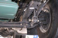 一汽解放 新J6P重卡 荣耀版 550马力 6X4牵引车(CA4250P66K24T1A4E5)