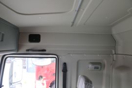 漢風XG1M(原漢風G5)&nbsp;混凝土搅拌车驾驶室                                               图片