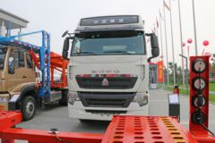中国重汽 HOWO T7H重卡 480马力 6X2车厢可卸式载货车(ZZ5257ZKXV603HE1)