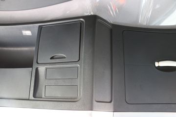 �й����� HOWO T7H�ؿ� 480���� 6X2�����жʽ�ػ���(ZZ5257ZKXV603HE1)ͼƬ