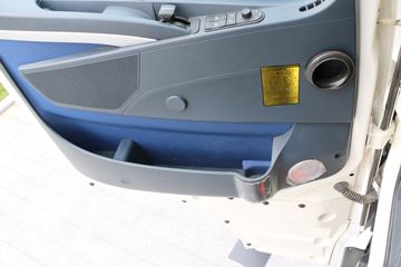 �й����� HOWO T7H�ؿ� 480���� 6X2�����жʽ�ػ���(ZZ5257ZKXV603HE1)ͼƬ