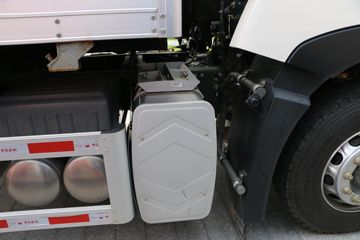 �й����� HOWO T7H�ؿ� 480���� 6X2�����жʽ�ػ���(ZZ5257ZKXV603HE1)ͼƬ