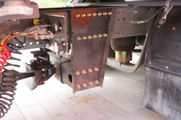 �й����� HOWO T7H�ؿ� 480���� 6X2�����жʽ�ػ���(ZZ5257ZKXV603HE1)ͼƬ