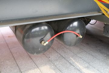 �й����� HOWO T7H�ؿ� 480���� 6X2�����жʽ�ػ���(ZZ5257ZKXV603HE1)ͼƬ