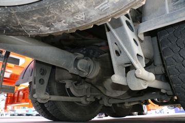 �й����� HOWO T7H�ؿ� 480���� 6X2�����жʽ�ػ���(ZZ5257ZKXV603HE1)ͼƬ