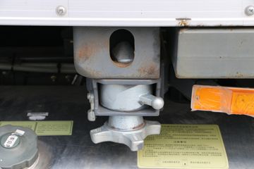 �й����� HOWO T7H�ؿ� 480���� 6X2�����жʽ�ػ���(ZZ5257ZKXV603HE1)ͼƬ