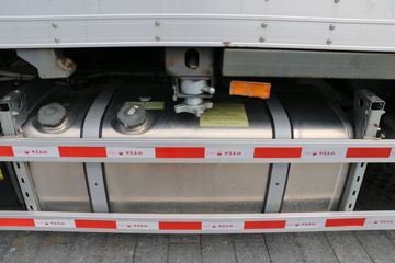 �й����� HOWO T7H�ؿ� 480���� 6X2�����жʽ�ػ���(ZZ5257ZKXV603HE1)ͼƬ