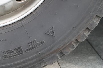 �й����� HOWO T7H�ؿ� 480���� 6X2�����жʽ�ػ���(ZZ5257ZKXV603HE1)ͼƬ