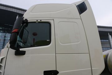 �й����� HOWO T7H�ؿ� 430���� 6X4 LNGǣ����(B��)(ZZ4257V384HE1LB)ͼƬ