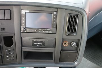 �й����� HOWO T7H�ؿ� 430���� 6X4 LNGǣ����(B��)(ZZ4257V384HE1LB)ͼƬ