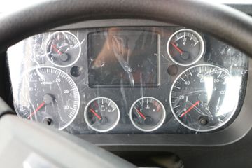 �й����� HOWO T7H�ؿ� 430���� 6X4 LNGǣ����(B��)(ZZ4257V384HE1LB)ͼƬ