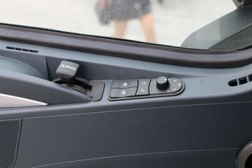 �й����� HOWO T7H�ؿ� 430���� 6X4 LNGǣ����(B��)(ZZ4257V384HE1LB)ͼƬ