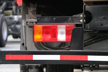 �й�����HOWO ���� 150���� 4X2 3.4���泵��(ZZ5047JSQF341CE145)ͼƬ