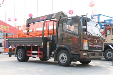 �й�����HOWO ���� 150���� 4X2 3.4���泵��(ZZ5047JSQF341CE145)ͼƬ