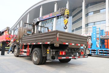 �й�����HOWO ���� 150���� 4X2 3.4���泵��(ZZ5047JSQF341CE145)ͼƬ