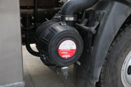 悍将&nbsp;随车吊底盘图片