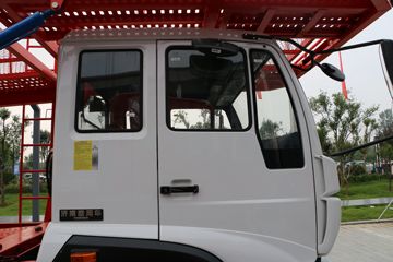 �й����� ˹̫��M5G�ؿ� 210���� 4X2�����ᳵ�����䳵ͼƬ