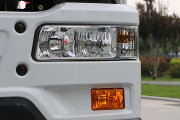 �й����� ˹̫��M5G�ؿ� 210���� 4X2�����ᳵ�����䳵ͼƬ