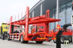 中国重汽 斯太尔M5G重卡 210马力 4X2中置轴车辆运输车(ZZ5181TCLH681GE1)