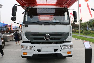 �й����� ˹̫��M5G�ؿ� 210���� 4X2�����ᳵ�����䳵ͼƬ