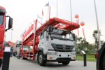 中国重汽 斯太尔M5G重卡 210马力 4X2中置轴车辆运输车