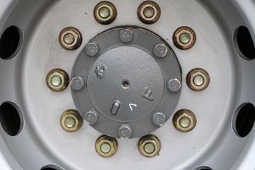 �й����� ˹̫��M5G�ؿ� 210���� 4X2�����ᳵ�����䳵ͼƬ