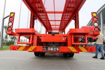 �й����� ˹̫��M5G�ؿ� 210���� 4X2�����ᳵ�����䳵ͼƬ