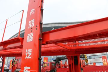 �й����� ˹̫��M5G�ؿ� 210���� 4X2�����ᳵ�����䳵ͼƬ