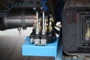 �й����� ˹̫��M5G�ؿ� 340���� 4X2���˳�ͼƬ