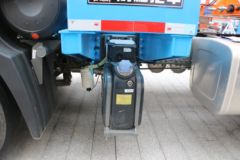 中国重汽 斯太尔M5G重卡 340马力 4X2轿运车(ZZ5181TBQN421GE1)