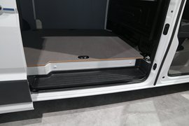 TGE&nbsp;电动封闭厢货货厢图片