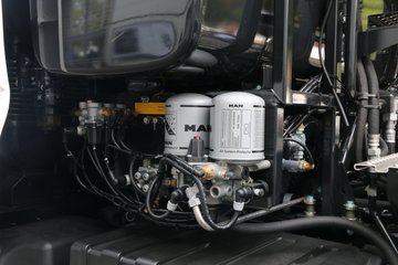 ��(MAN) TGXϵ���ؿ� 640���� 8X4�����(TGX41.640)ͼƬ