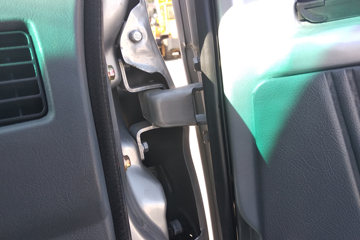 �� T20 ��׼�� 2018�� 1.0L 61���� 2.7�׵�������΢��(SY1020YB4AJ)ͼƬ