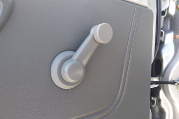 �� T20 ��׼�� 2018�� 1.0L 61���� 2.7�׵�������΢��(SY1020YB4AJ)ͼƬ