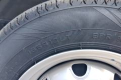 金杯 T22 1.0L 61马力 汽油 2.05米双排栏板微卡(SY1020LB4AJ)