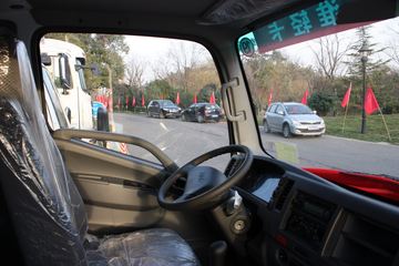 ���� ˧��III 136���� 3.8�׵�����ʽ�ῨͼƬ