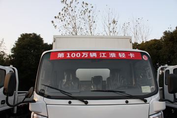 ���� ˧��III 136���� 3.8�׵�����ʽ�ῨͼƬ