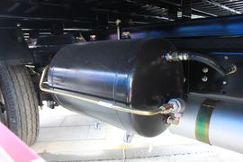 好运&nbsp;载货车底盘                                                图片