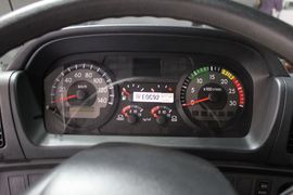 广汽日野700&nbsp;自卸车驾驶室                                               图片