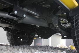 萨普V&nbsp;皮卡底盘                                                图片